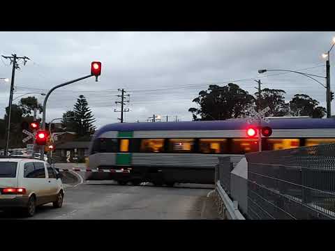 Level crossing - Lardners Track, Warragul, Victoria, Australia