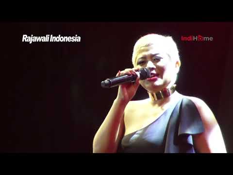 Dira Sugandi - I Have Nothing (Whitney Houston) - HITMAN David Foster and Friends Live in Yogyakarta