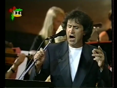 Γιώργος Νταλάρας - Όμορφη Πόλη | George Dalaras - Beautiful City (Mikis Theodorakis)