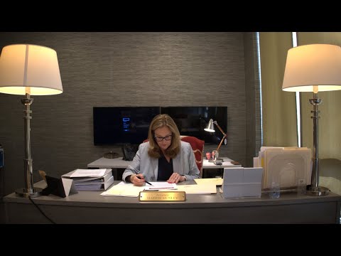 What Does a Truck Accident Lawyer Do? First Steps After a Crash