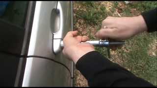 Pulling Device for Car Locks