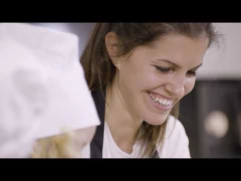 Backen mit den Red Bulls im Elektroland Mattighofen