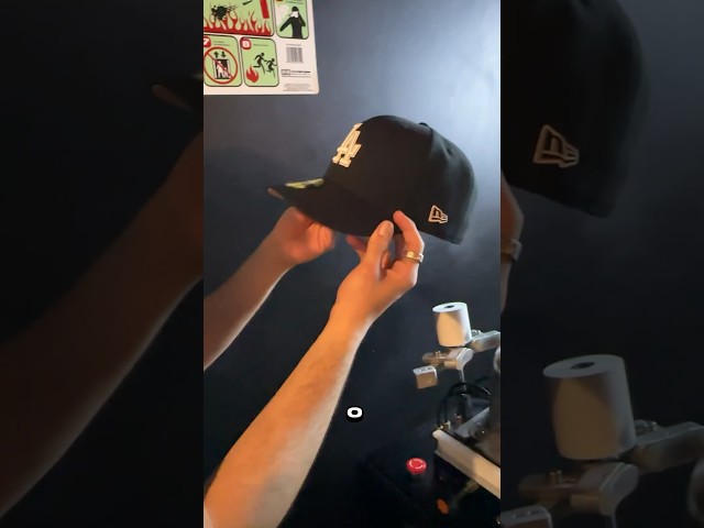 Vídeo relacionado con 2026 - Gorra con visera plana, estilo británico clásico, con ocho paneles y correa ajustable