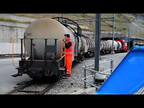 Rhätische Bahn Rangierarbeiten in Zermatt