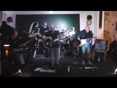 banda ÍNDICE - TOTO, hold the line & africa - medley cover