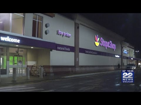 Stop & Shop cuts store hours, suspends pickup service amid coronavirus concerns
