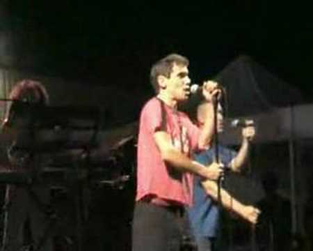 Manu Chao et  G8 - Annemasse con Fermin Muguruza