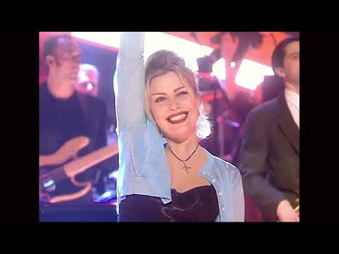 Kim Wilde - You Keep Me Hangin' On & Signed, Sealed, Delivered (1995)