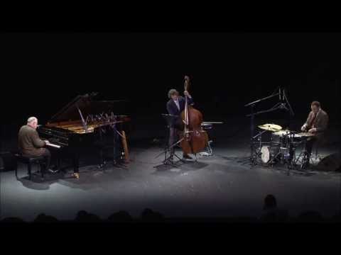 Mikhail Okun Trio - "Michelle"