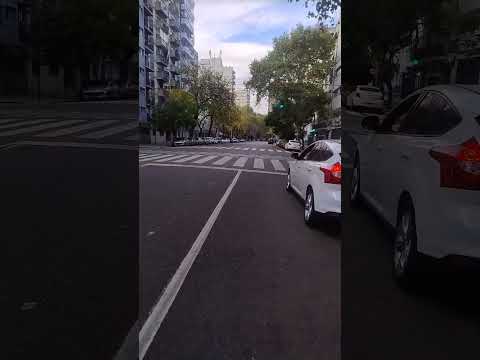 MDN envíos mandados recorriendo la Hipólito Yrigoyen al 3400 CABA 🚲