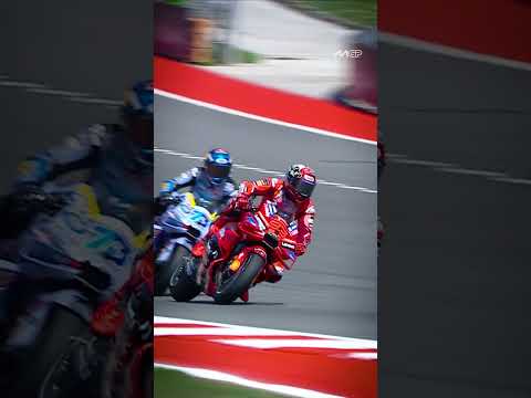 Marc Marquez retakes the lead with a double overtake 🔥 | 2025 Americas GP