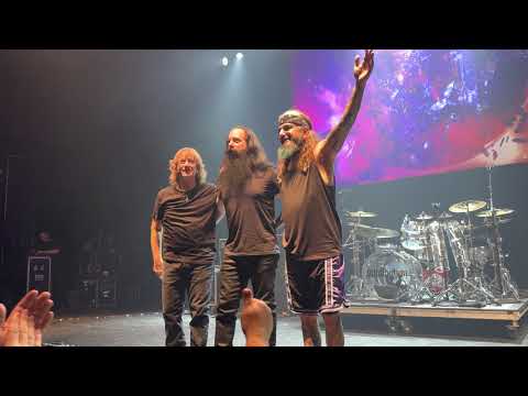 Glasgow Kiss - John Petrucci, Dave LaRue, Mike Portnoy - Richmond, VA - October 17, 2022