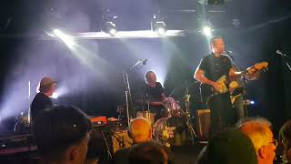 Tommy Castro &amp; The Painkillers - A Bluesman Came to Town + Let Me Love You Baby - Barcelona 2022