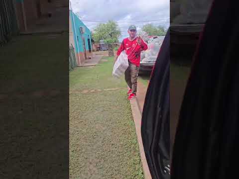 Los Infernales llevaron ayuda a Rivadavia Banda Sur, pero las lluvias dejaron caminos intransitables