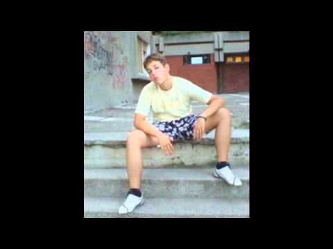 KeC ft. Dzoony *(Hoodisti)* - Najveci NEprijatelj