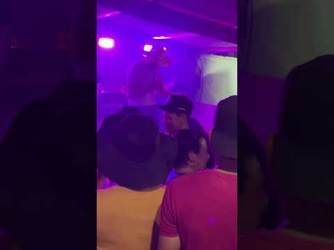 Adriano ò  fera do forró em Aroeira cristopolis Bahia