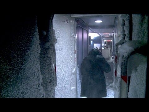 Kalt erwischt: Schneesturm verwandelt Zug in Eisbahn