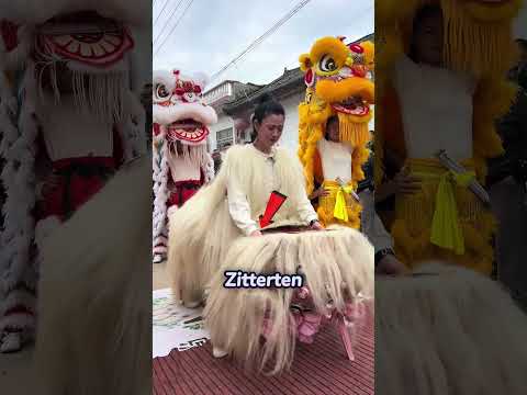 Warum dieses Löwenkostüm alle zum Lachen bringt! 🦁😂