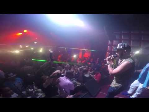 Sensato En Vivo Con Mark B & ELTALMiCKEY - Chapiadora