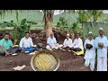 पावसाळ्यात डोगंरा कडला सगळ्यांबरोबर 