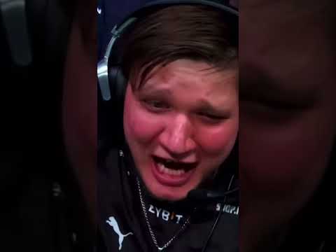 What a reaction from s1mple😮