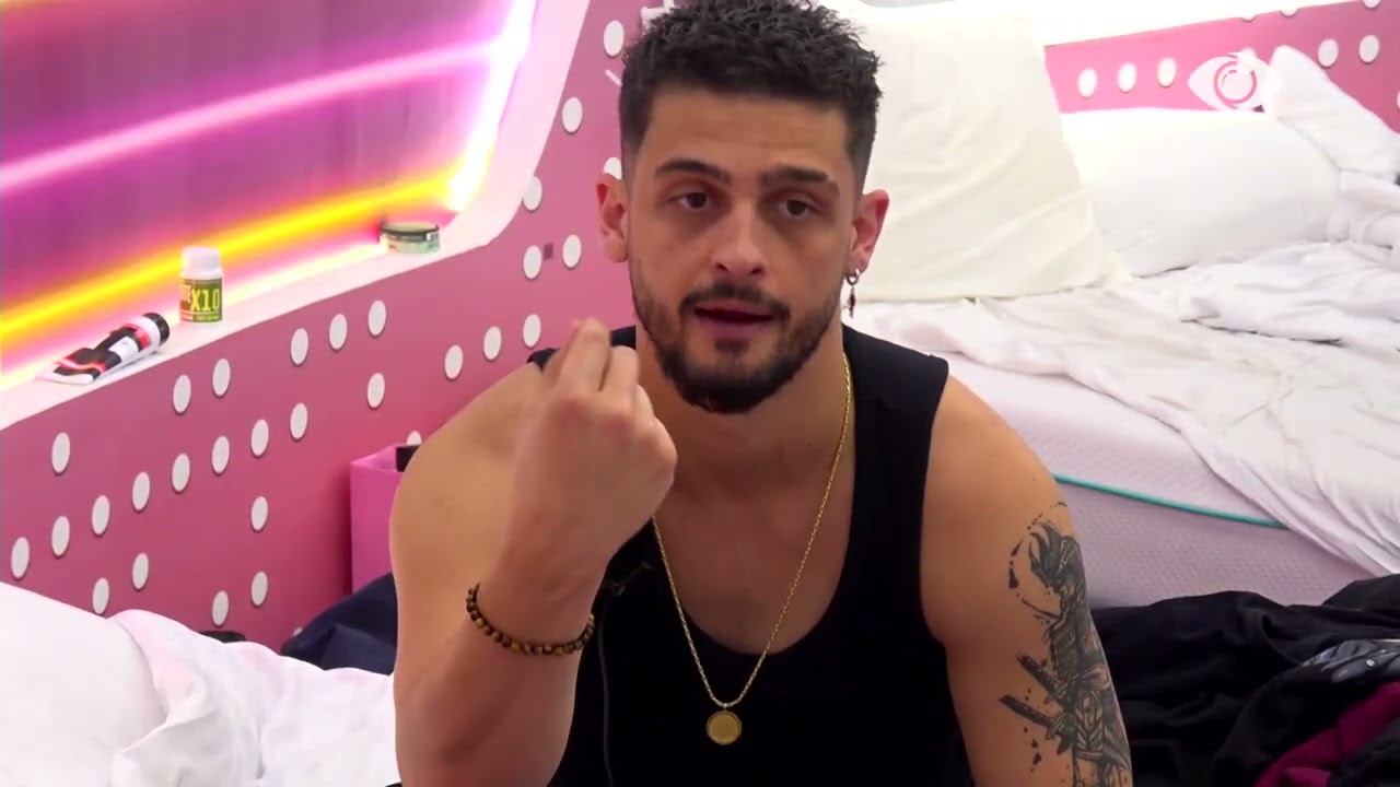 Vetëm gjyshërit i kanë ngelur pa ardhur/ Stenaldo flet me Gretën për Selin