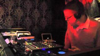 Brett Clifford with MC Munchie - Urban Noize Live @  Revolutions Bar Leadenhall London.wmv