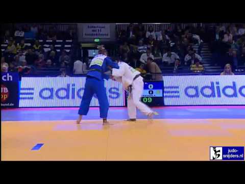 Judo 2010 Grand Prix Dusseldorf: Kitty Bravik (NED) - Susi Zimmermann (GER) [-52kg].