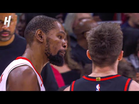 Kevin Durant WARNS Krejci After Taking an Elbow to the Face 👀