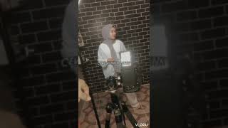 Download lagu Tante Vina Lagi Ngapain Ya mp3