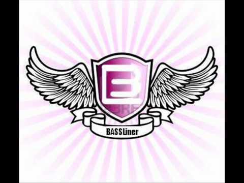 Sidney Samson Vs Tiesto Vs BASSLiner - Maximal Crazy ( Club Remix 2011)