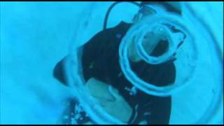 Thievery Corporation -  Beautiful Drug  ( Underwater )