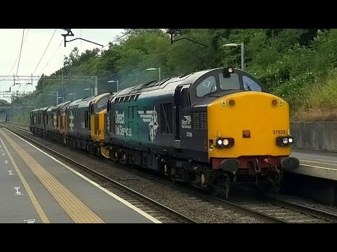 Vintage "FIVE LOCO" convoy, DRS  37s and 20s, Hartford, 16th July 2020