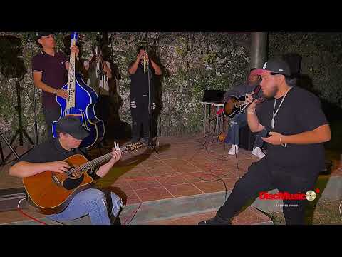 Se Embrujó Mi 40 (en vivo) - video