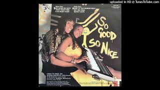 Download lagu Cheek To Cheek - Jam To The Mambo Beat mp3 Download lagu Cheek To Cheek - Jam To The Mambo Beat mp3