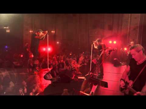 Jon Bon Jovi - Under Pressure (live at Count Basie Theatre 2014)