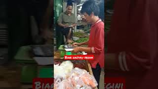 Download lagu Suasana Malam Pasar Rau serang banten #pasar #suasanamalam #serang #banten #pasarrau #rau mp3