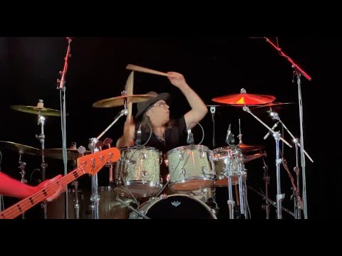 Bruce Kulick - Domino (Eric Singer on drums) KISS KRUISE X 2021 60 FPS