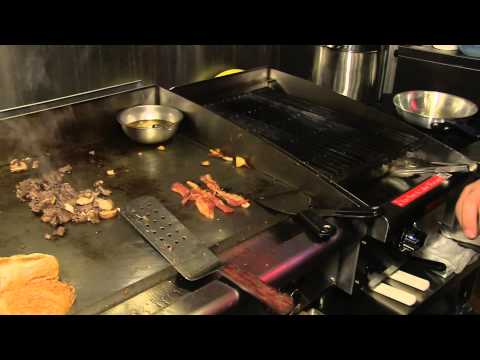 Leo's Place Now Open on Main