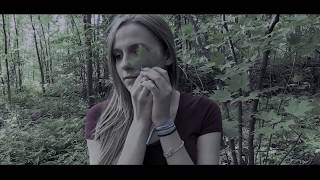 Dans La Forêt Des Mal-aimés Lyrics English Translation