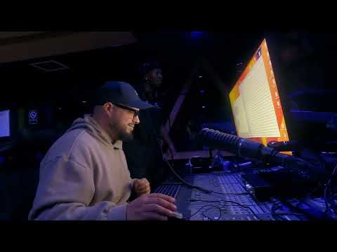 L Kimii x Dj Conds en el estudio podcast