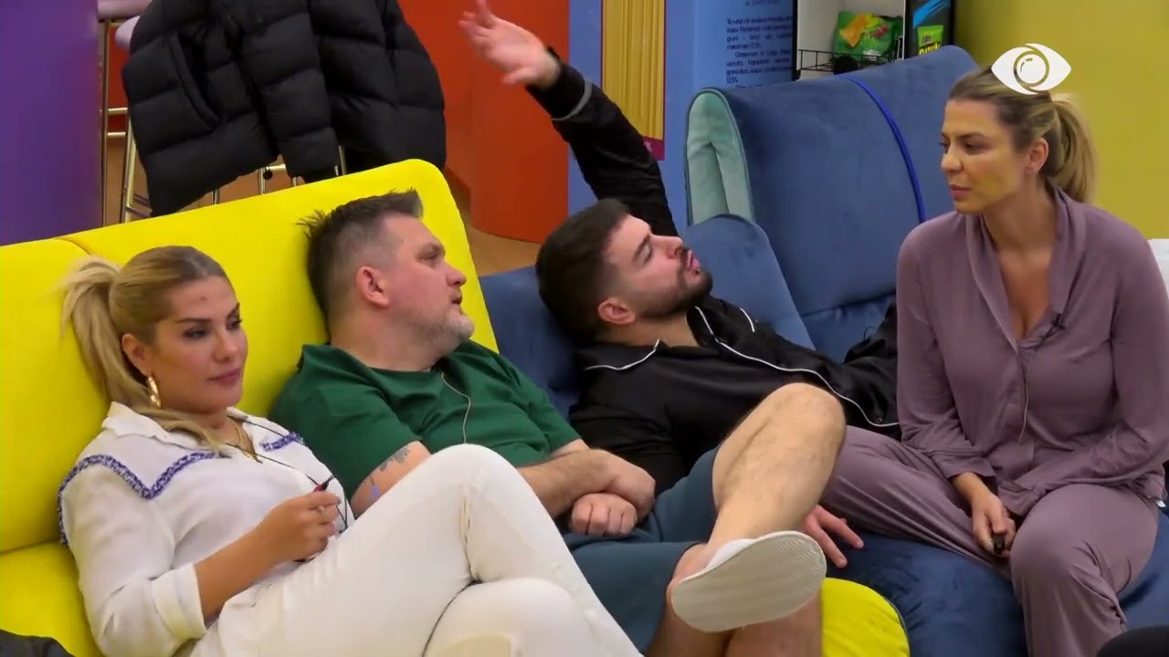 “Do të kapesh?”/ Rike debaton me Ilnisën: Çfarë halli ke?