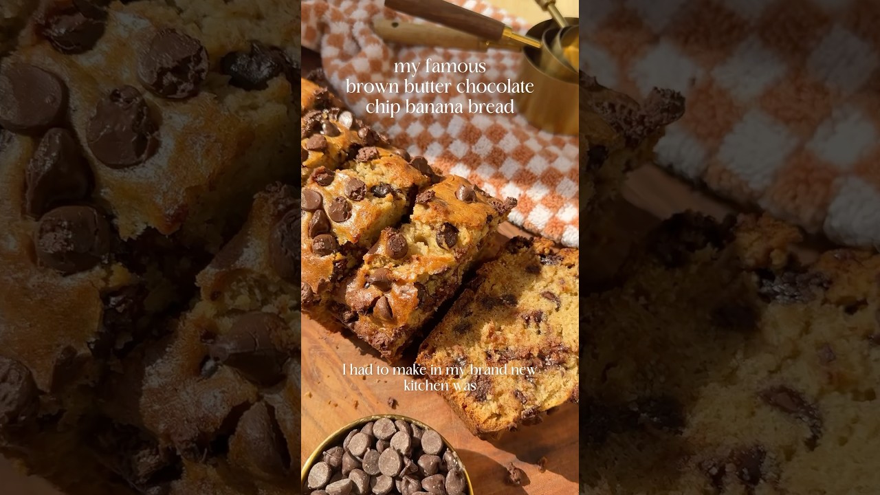 My famous brown butter chocolate chip banana bread #easyrecipe #bananabread
