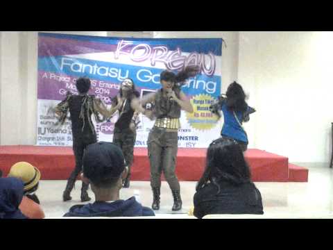 143105 LoVe5 EvoL Dance Cover We're a Bit Different