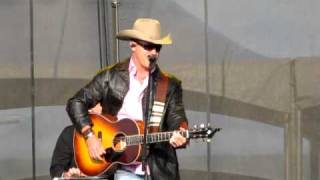 George Canyon - Drinkin' Thinkin' (live) -  Halifax Country Fest 2010