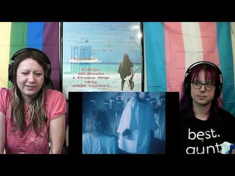 Bonnie Tyler- "Total Eclipse of the Heart" Reaction // Amber and Charisse React