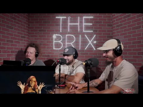 Lit Up AV Reactions: GloRilla – Put It On Da Floor [GloMix]