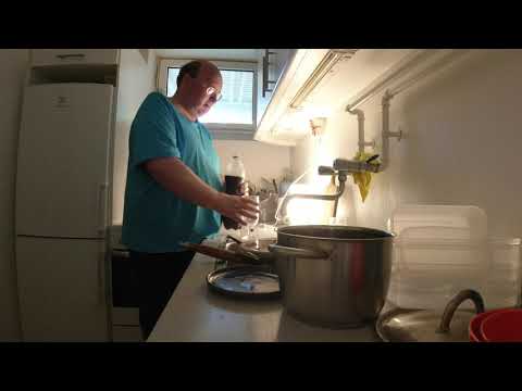 MongoTV_6503 - SKÅL SLIK OG COLA FREDAG AFTEN