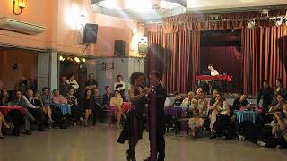 NOELIA COLETTI y PABLO MARTIN GIORGINI en Viva La Pepa! Milonga (4/4)
