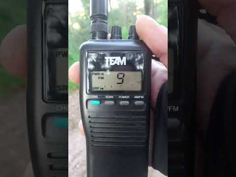 band offen nach türkei mit der team minicom handgurke und der gummiantenne